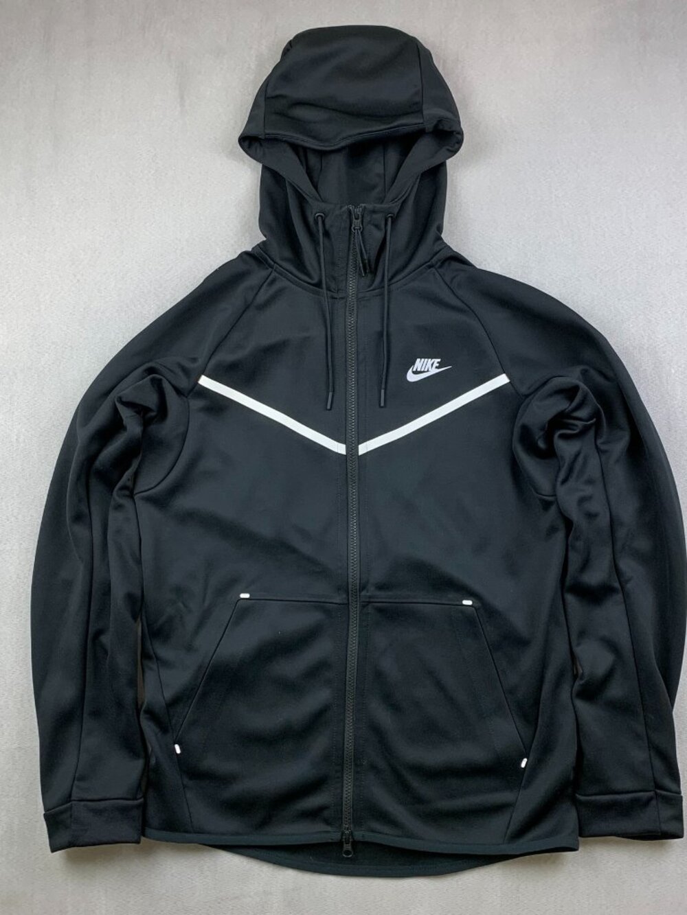 Nike Mens Sweater Small Black Full-Zip Hoodie Tech Icon Windrunner AQ0823-010